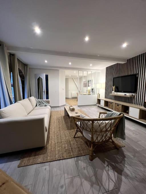 Superbe Duplex En Hyper Centre Apartment Saint-Etienne  Ngoại thất bức ảnh